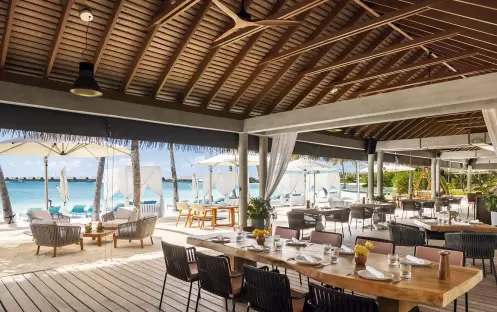 Waldorf_Astoria_Maldives_Ithaafushi_Nava Tables